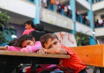 الأونروا: 300 ألف طالب بغزة يعودون للدراسة وسط حصار المساعدات