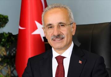 وزير تركي: سنعقد اجتماعا ثلاثيا مع سوريا والأردن بشأن النقل