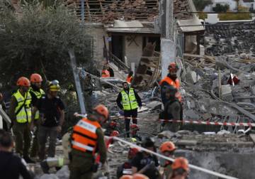 صاروخ إيراني يقتل 9 إسرائيليين ويصيب 36