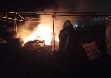 الدفاع المدني: 22 حريقاً في سوريا و5 إصابات بحالات اختناق