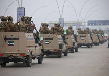 الجيش السوري يحذّر من التواجد قرب مواقع 