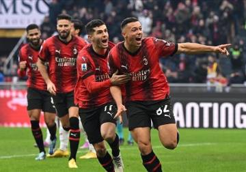 ميلان يقلب الطاولة على جنوى بالدوري الإيطالي