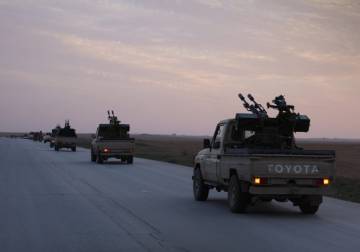 بدء انسحاب الجيش السوري من محيط الحسكة تنفيذاً للاتفاق مع 