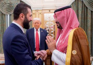 ترامب: الشرع شاب جذاب ومقاتل.. لديه فرصة لتماسك سوريا