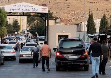 تعليق العبور عبر منفذ جديدة يابوس بعد تهديد إسرائيلي بقصف معبر المصنع اللبناني