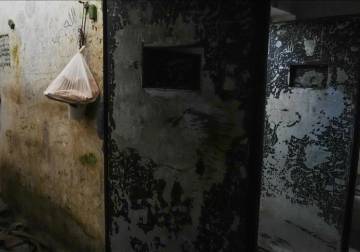 لا تلعبوا بدين الله