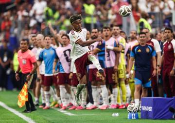 إسبانيا تطيح بفرنسا وتتأهل إلى نهائي كأس العالم