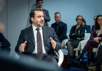 الشيباني من ميونخ: سوريا ماضية في إعادة بناء الدولة والتنوع مصدر قوة