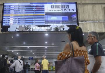 واشنطن تدعو مواطنيها لمغادرة فنزويلا 