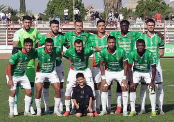 مولودية الجزائر يتوج بلقب الدوري المحلي