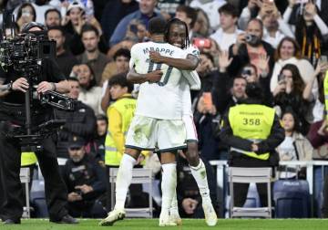 مبابي يقود ريال مدريد لفوز عريض على إشبيلية في الدوري الإسباني
