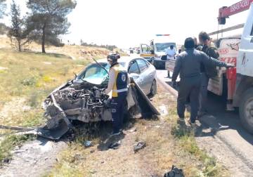 وفاة شخصين وإصابة 17 آخرين بحوادث سير خلال يوم واحد