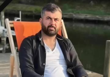 عائلة الشاب 