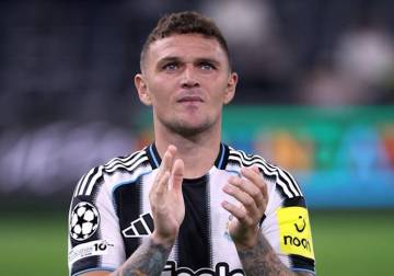 نيوكاسل الإنجليزي يعلن رحيل قائده تريبيير نهاية الموسم