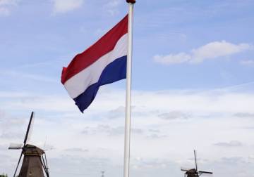 هولندا تعتزم منع طالبي اللجوء من 