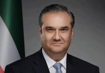 حاكم المركزي: لا تأخير في تغيير العملة وأي إجراء سيُعلن رسمياً