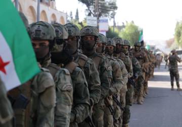 الجيش السوري يقصف مواقع