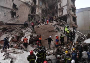 254 قتيلا في سلسلة غارات إسرائيلية على لبنان الأربعاء