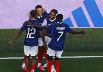 فرنسا تهزم السويد وتواجه باراغواي في ثمن نهائي كأس العالم