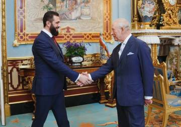 الرئيس الشرع يلتقي الملك تشارلز في لندن