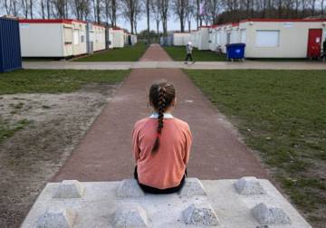 تشدد غير مسبوق في سياسة اللجوء الهولندية… تراجع حاد في قبول طلبات السوريين