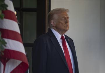 ترامب يحذر إيران: إن لم نتفق فستحدث أشياء سيئة