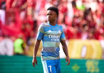 ريال مدريد يجدد عقد فينيسيوس حتى 2032