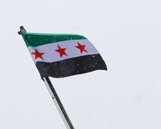 7 دبلوماسيين انشقوا عن النظام البائد يمثلون سوريا الجديدة الآن