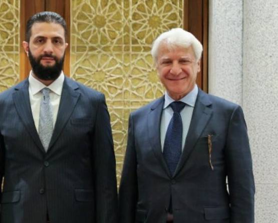 شقيق رئيس المخابرات الجوية في إدلب يعود على شكل مستشار طبي إيطالي ويلتقي الشرع