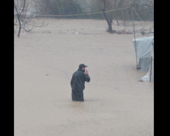 مخيمات الشمال تغرق.. استقيلوا جماعياً واعتذروا!