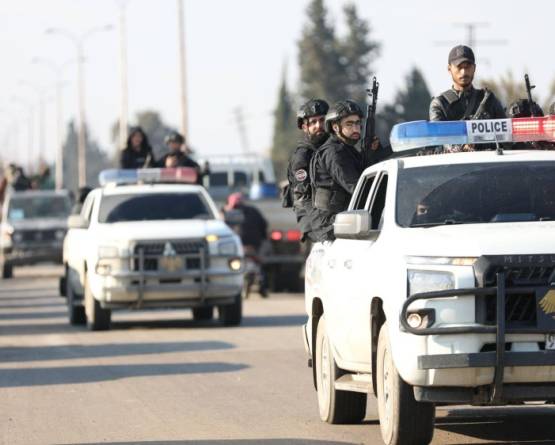 الداخلية تعلن دخول وحداتها إلى ريف دير الزور الشرقي