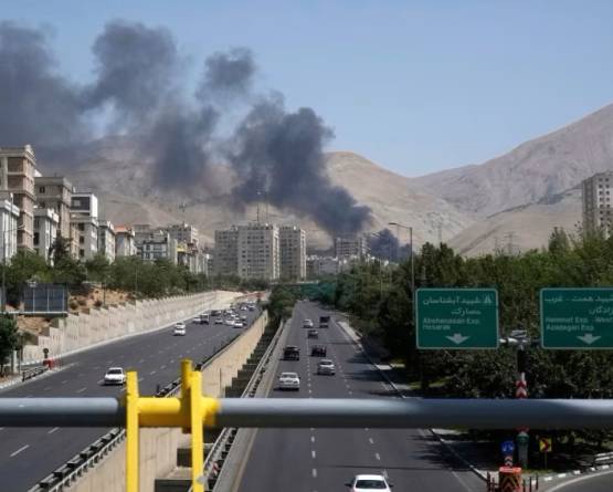 غارات إسرائيلية على طهران عقب انذار بالإخلاء