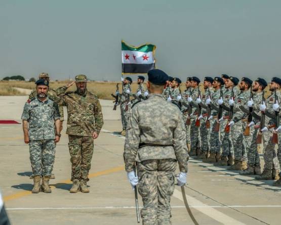 تخريج دفعة جديدة من صف الضباط في القوى الجوية بقاعدة خالد بن الوليد الجوية شرق حلب