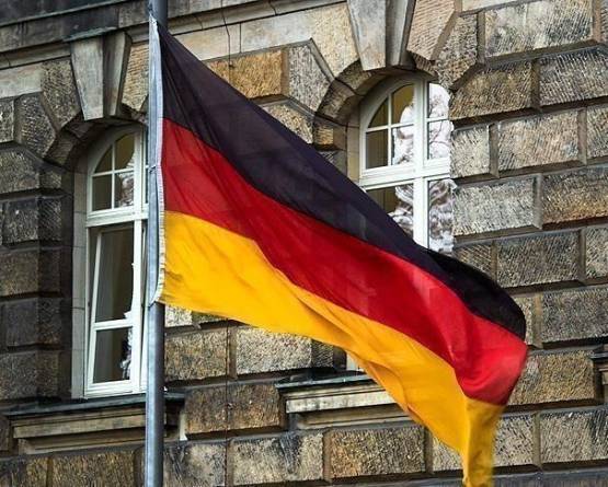 ألمانيا تُعيد فتح ملفات لجوء السوريين بعد توقف دام 5 أشهر