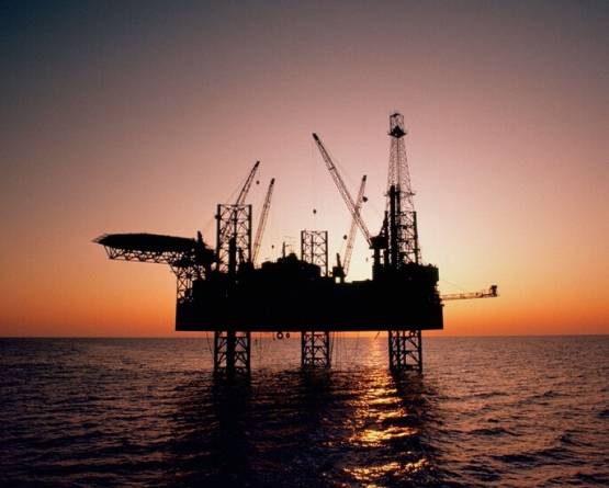 شيفرون الأمريكية تبدأ التنقيب في المياه السورية صيف 2026