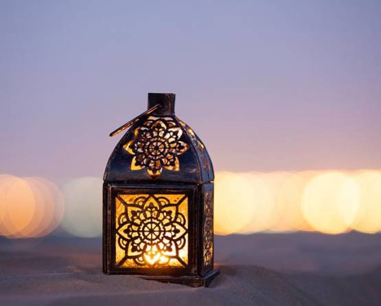 رمضان.. صعود لافت لالتزام الشباب السوري بالصيام في فرنسا