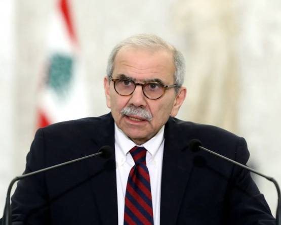 الحكومة اللبنانية تعلن حظر أنشطة 