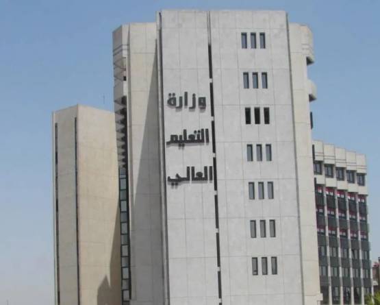 كفاءات معطلة خلف قضبان البيروقراطية: خريجو الجامعات اللبنانية في سوريا يستغيثون 