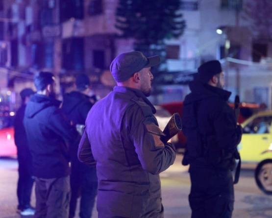 قائد الأمن الداخلي في اللاذقية: توقيف محرضين وفرض حظر تجول لحماية السلم الأهلي