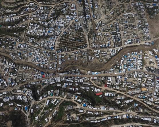 التحرير لا يكتمل إلا بتحرير المواطن من ذل الخيمة