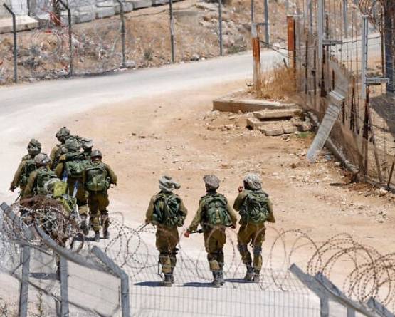 توغلات إسرائيلية في ريف القنيطرة الشمالي وإقامة حواجز عسكرية