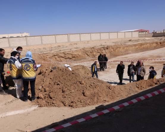 الدفاع المدني: انتشال رفات 14 شخصاً في عدرا الصناعية بريف دمشق