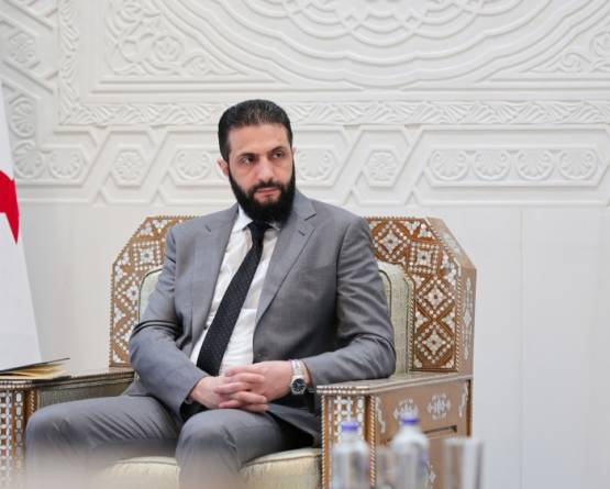 الشرع يحذّر مقربيه من استغلال السلطة ويغلق مكتب شقيقه في دمشق