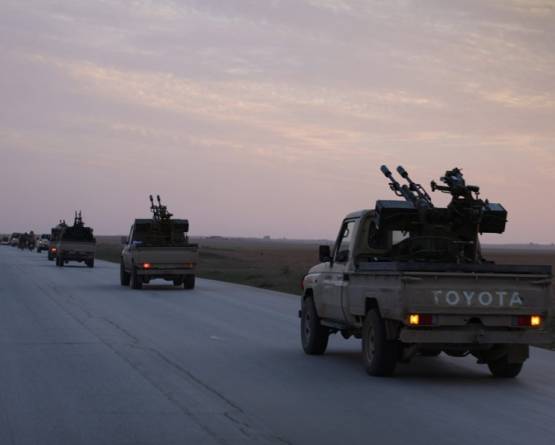 بدء انسحاب الجيش السوري من محيط الحسكة تنفيذاً للاتفاق مع 