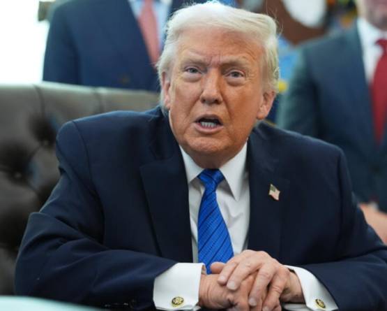 ترامب يعلن فرض حصار بحري على مضيق هرمز