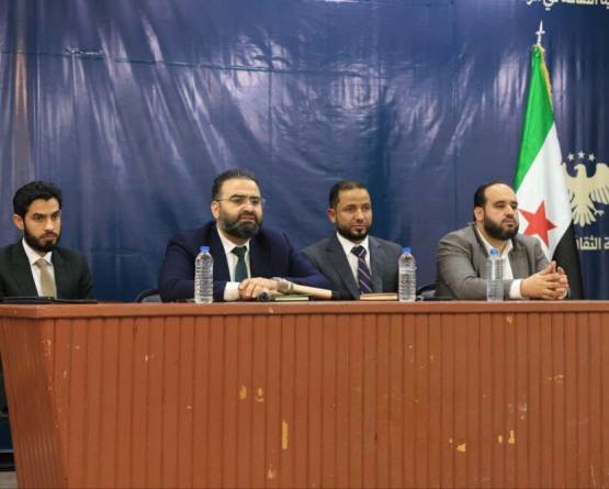 مؤتمر وزير الإعلام في الرقة.. يفتح ملف تهميش إعلاميي الثورة والضغوط على الصحافة المستقلة