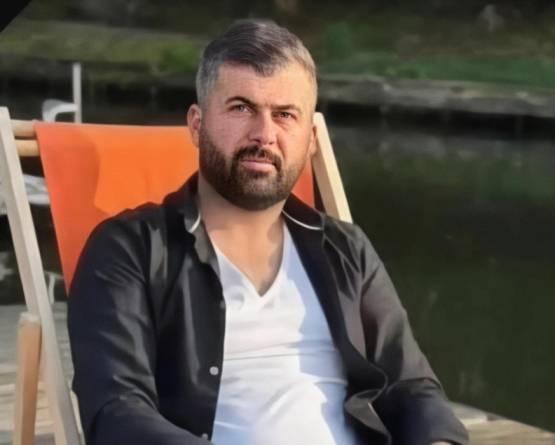 عائلة الشاب 