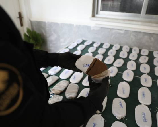 تفكيك شبكة لترويج المخدرات في دير الزور