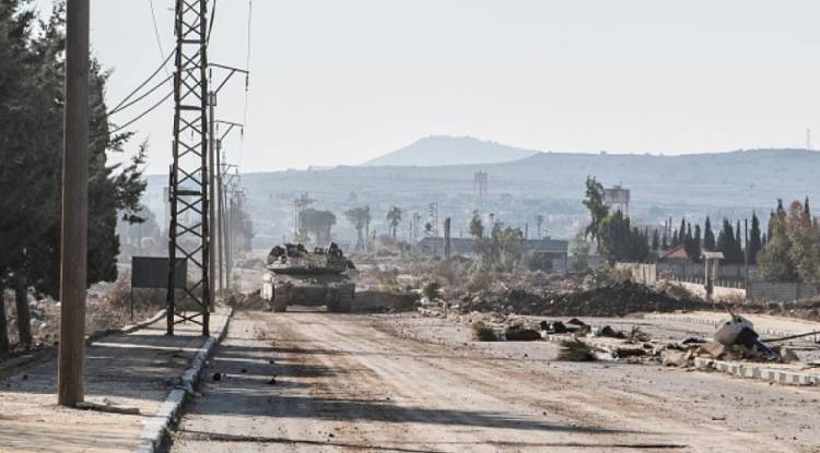 قوات الاحتلال الإسرائيلي تتوغل في قرية أم اللوقس بريف القنيطرة