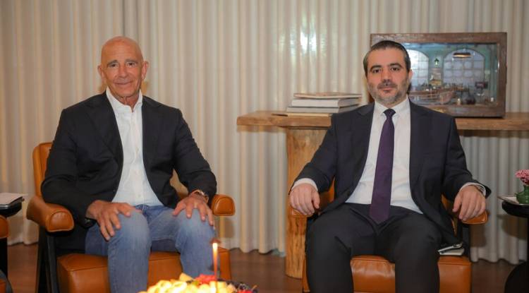 الشيباني وباراك يبحثان في إسطنبول تعزيز العلاقات السورية الأمريكية